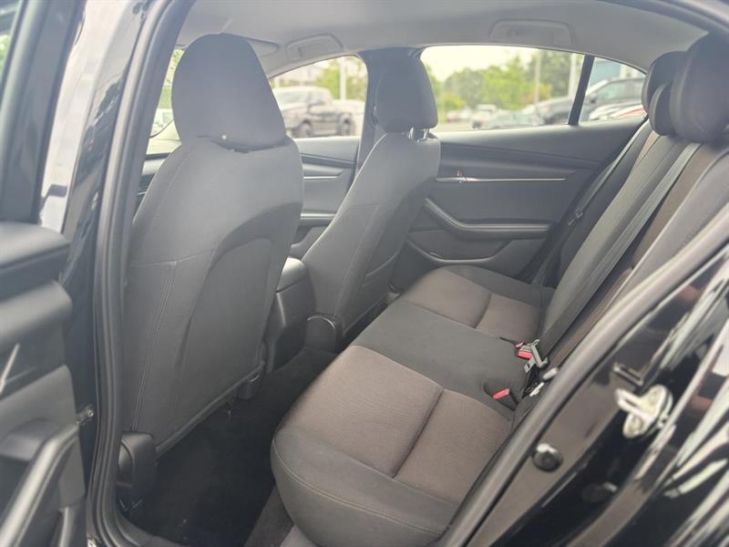 mazda Mazda3 2022 - 9