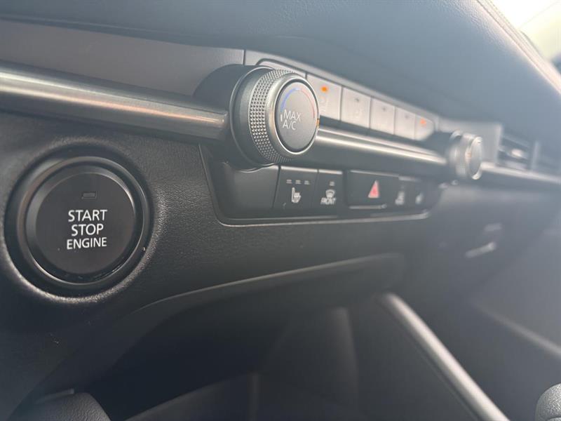mazda Mazda3 2022 - 17