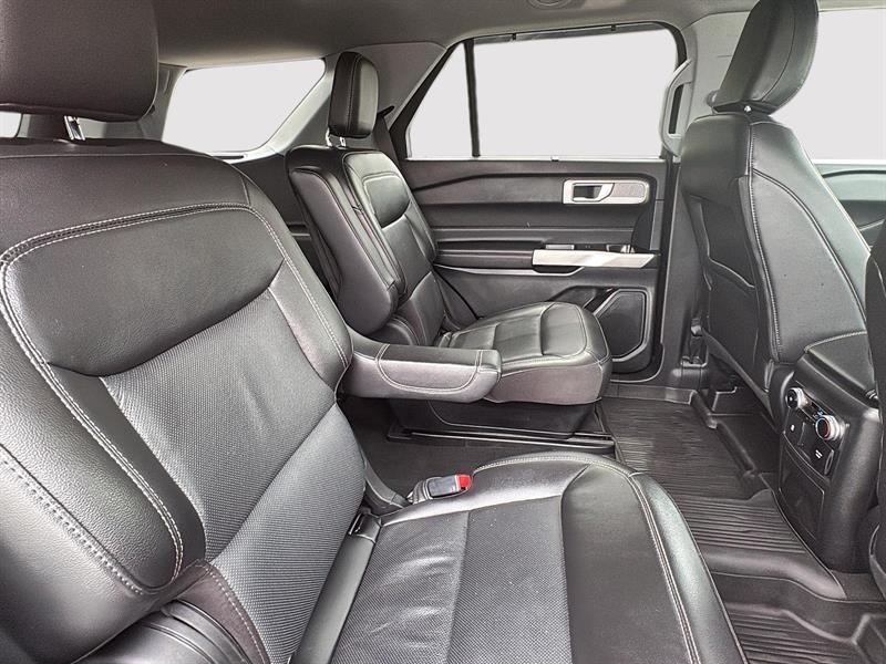 ford Explorer 2022 - 17