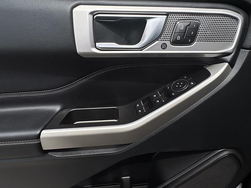 ford Explorer 2022 - 34