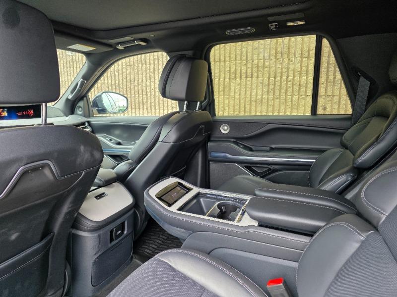 lincoln Navigator L 2025 - 24