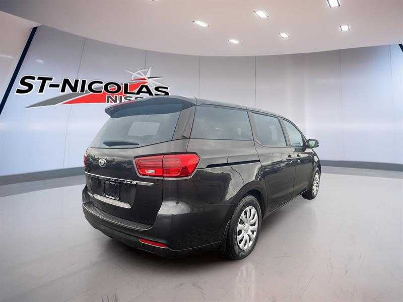 kia Sedona 2019 - 5