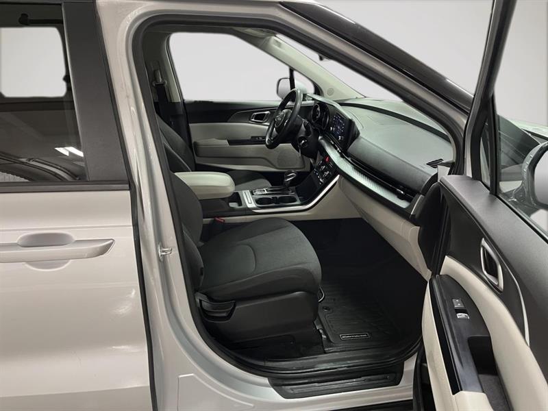 kia Carnival 2022 - 16