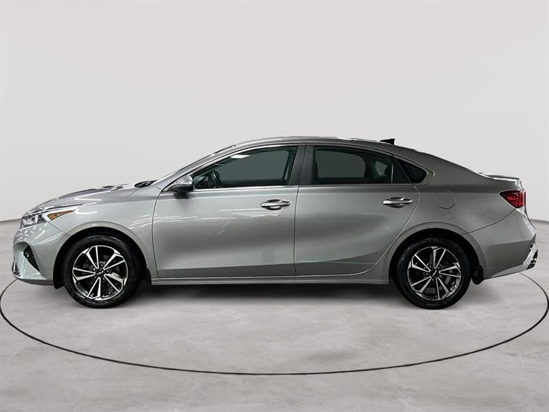 kia Forte 2023 - 2