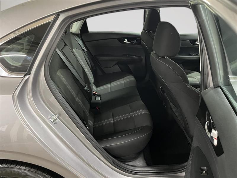 kia Forte 2023 - 19