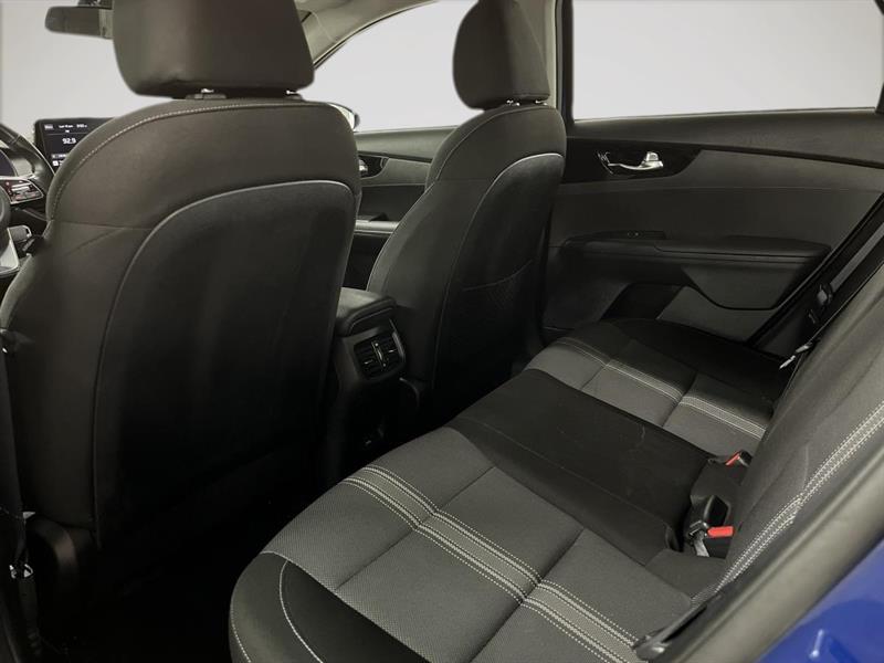 kia Forte 2023 - 21