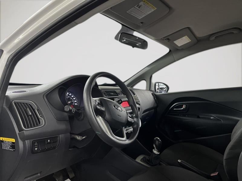 kia Rio 2016 - 10