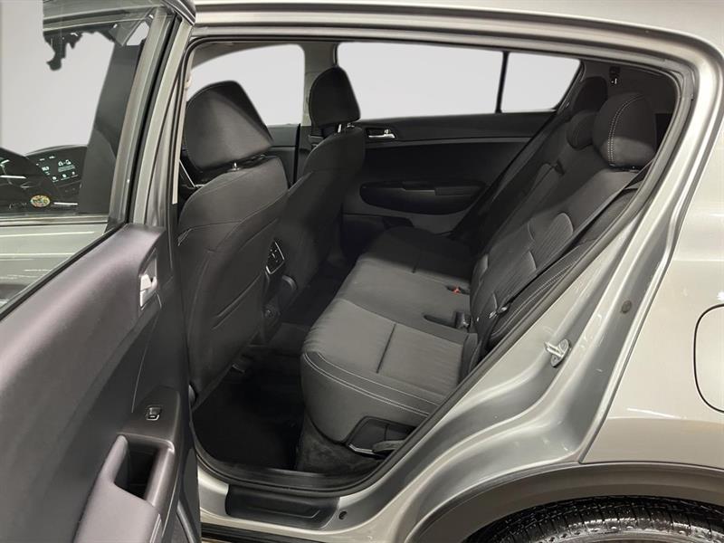 kia Sportage 2022 - 16