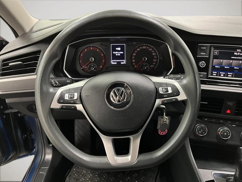 volkswagen Jetta 2019 - 9