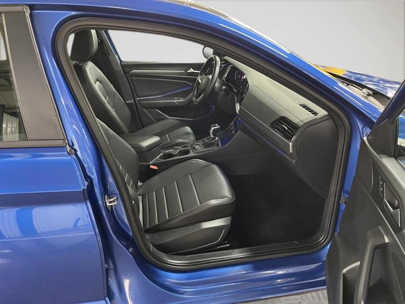 volkswagen Jetta 2023 - 17