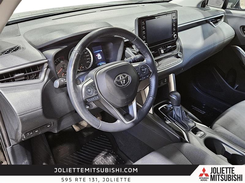 toyota Corolla Cross 2022 - 26
