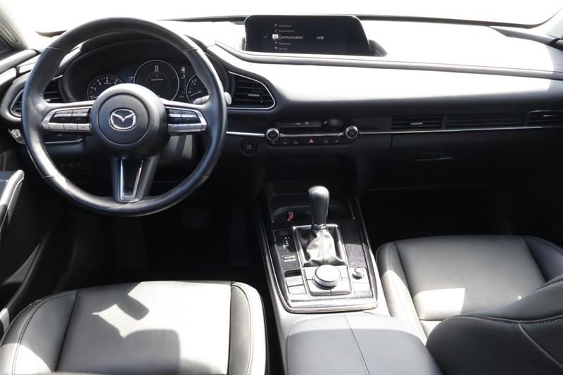 mazda CX-30 2022 - 17