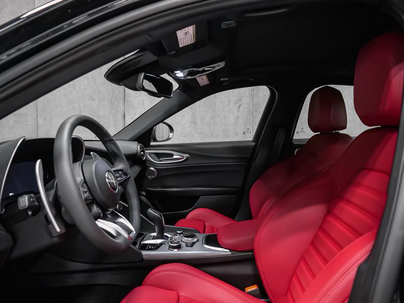 alfa romeo Giulia 2026 - 16
