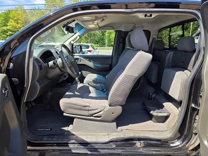 nissan Frontier 2013 - 12