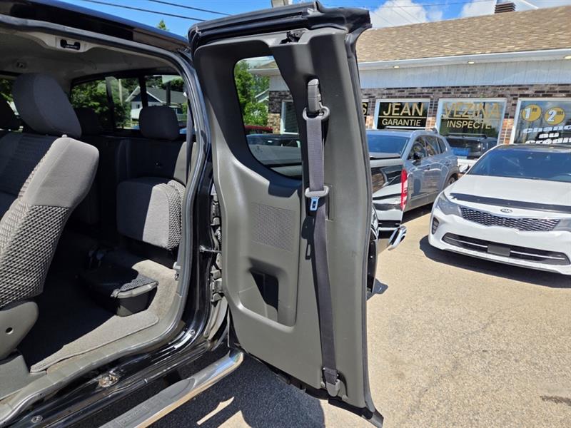 nissan Frontier 2013 - 13