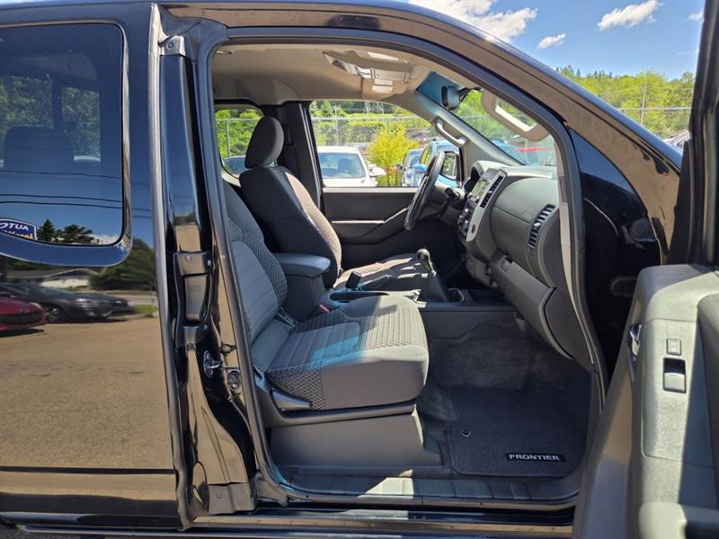 nissan Frontier 2013 - 19