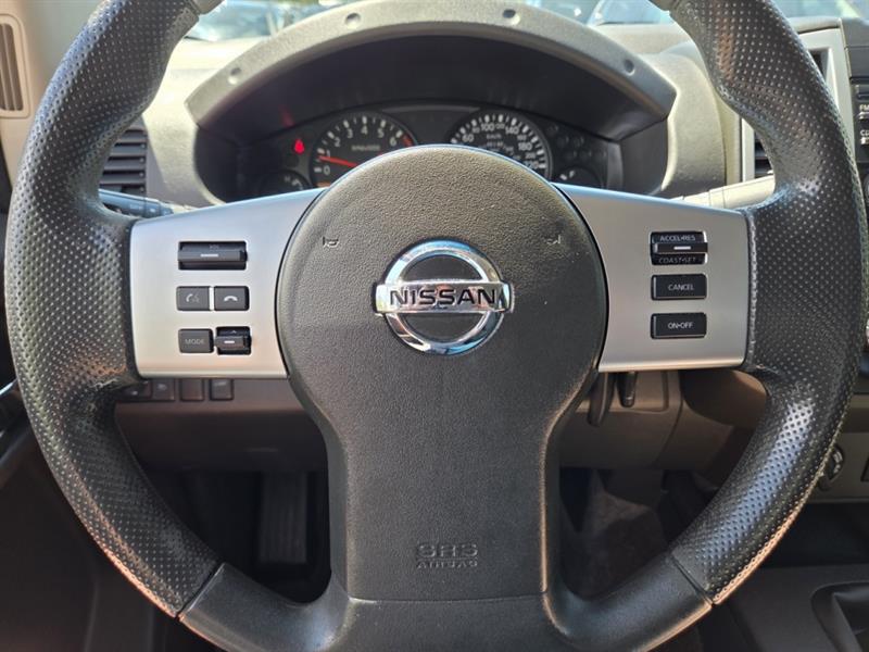 nissan Frontier 2013 - 23