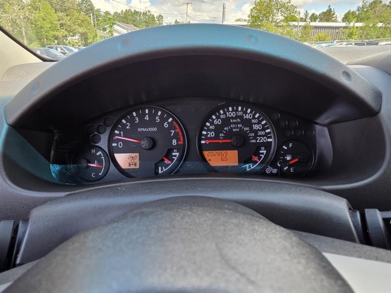 nissan Frontier 2013 - 30