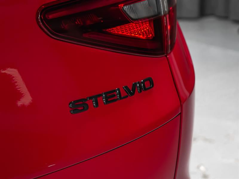 alfa romeo Stelvio 2021 - 7