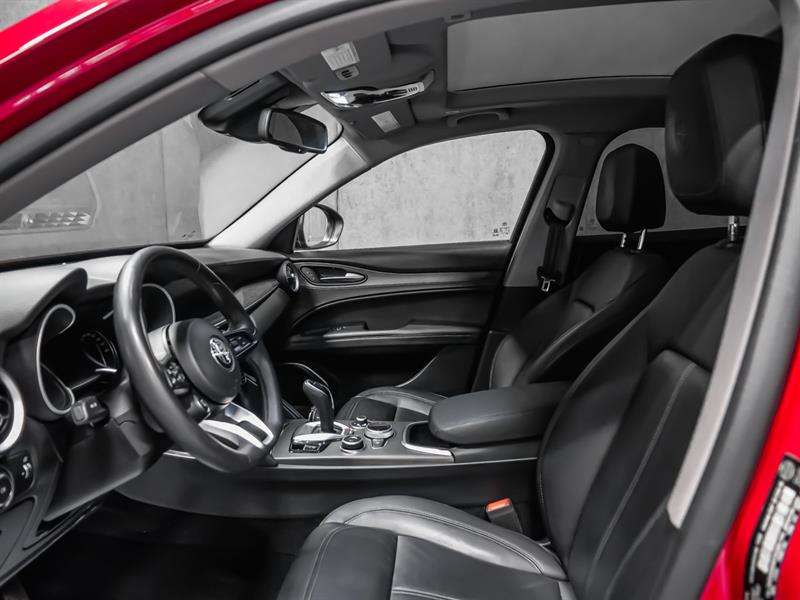 alfa romeo Stelvio 2021 - 17