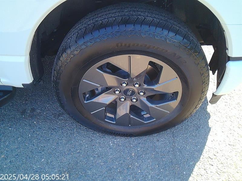 ford F-150 Lightning 2024 - 8