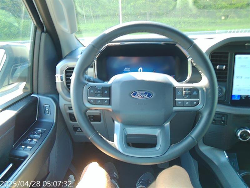 ford F-150 Lightning 2024 - 27