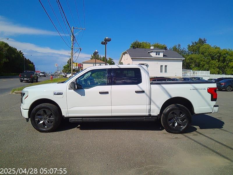 ford F-150 Lightning 2024 - 28