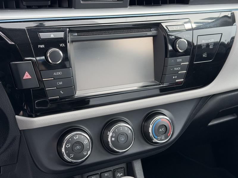 toyota Corolla 2016 - 9