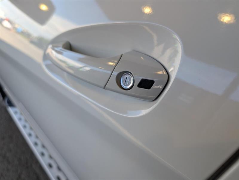 mercedes-benz GLK 350 2010 - 13