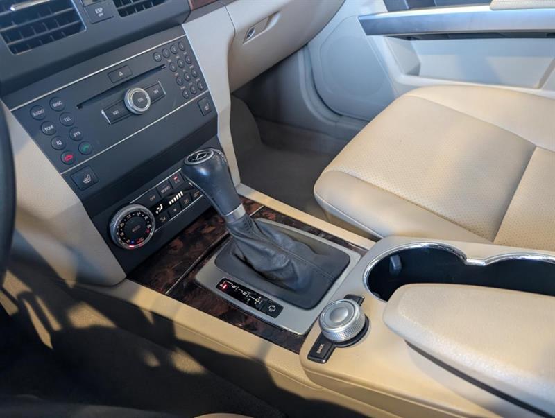 mercedes-benz GLK 350 2010 - 26