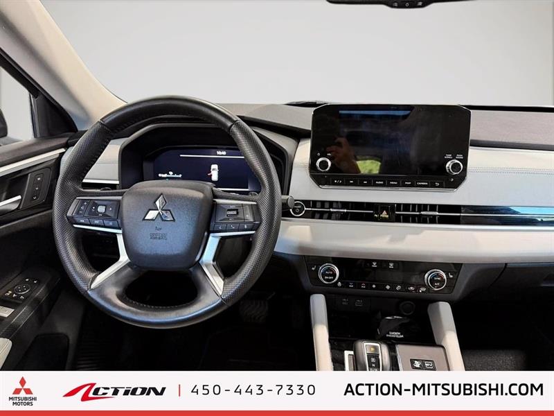mitsubishi Outlander PHEV 2023 - 17