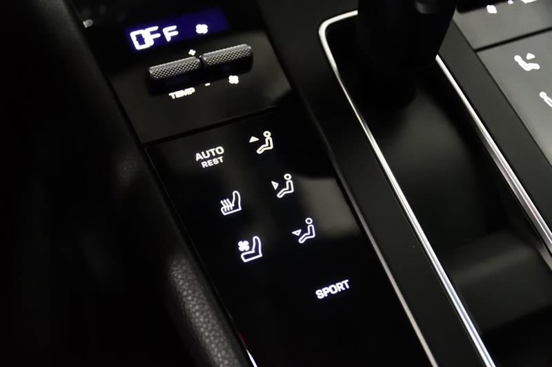 porsche Macan 2023 - 25