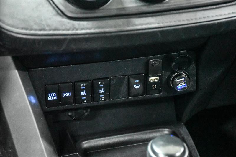 toyota RAV4 2017 - 29