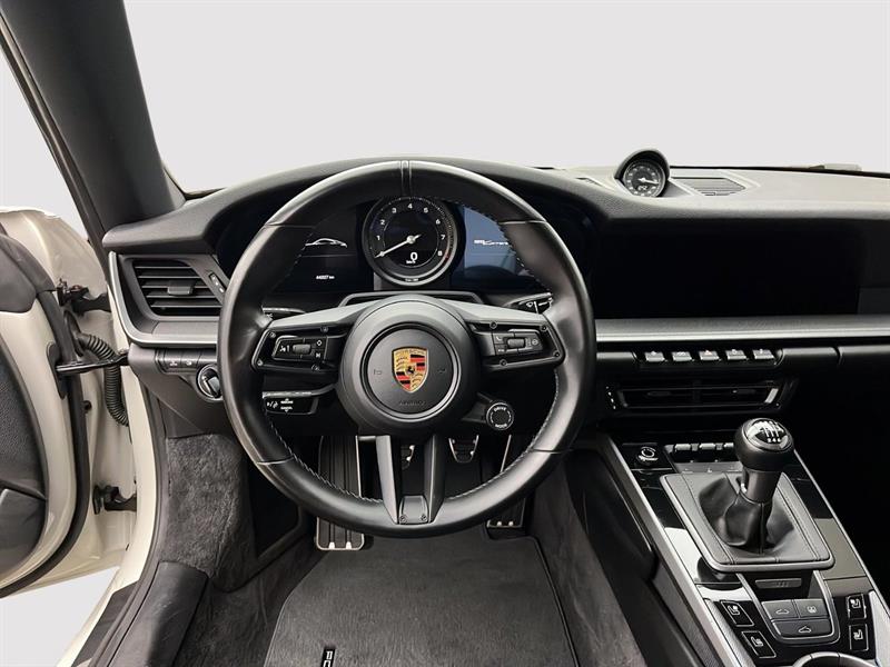 porsche 911 2022 - 14
