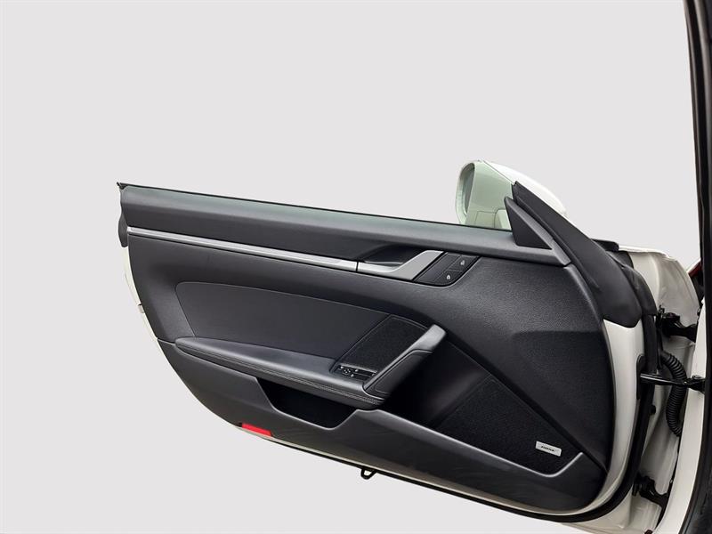 porsche 911 2022 - 26