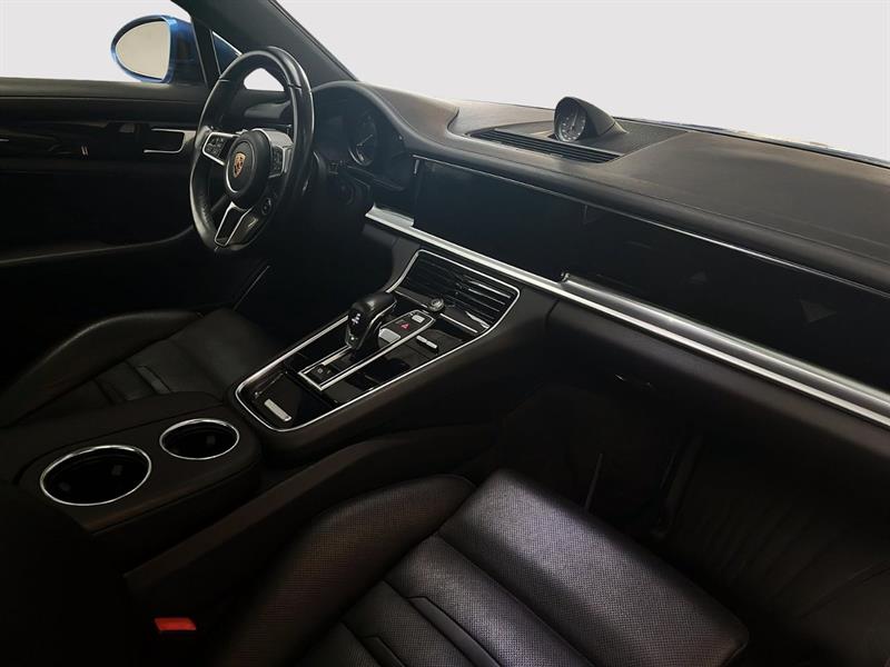 porsche Panamera 2018 - 24