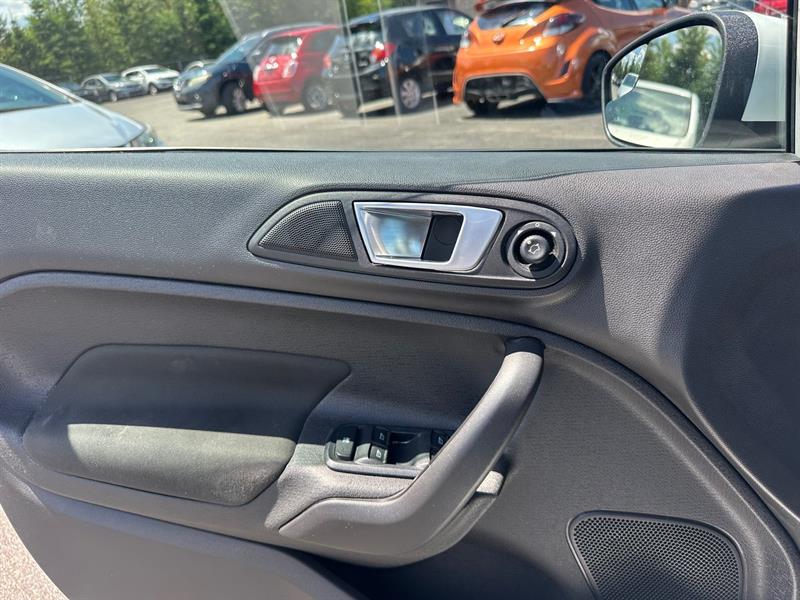ford Fiesta 2015 - 6