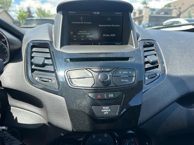 ford Fiesta 2015 - 10