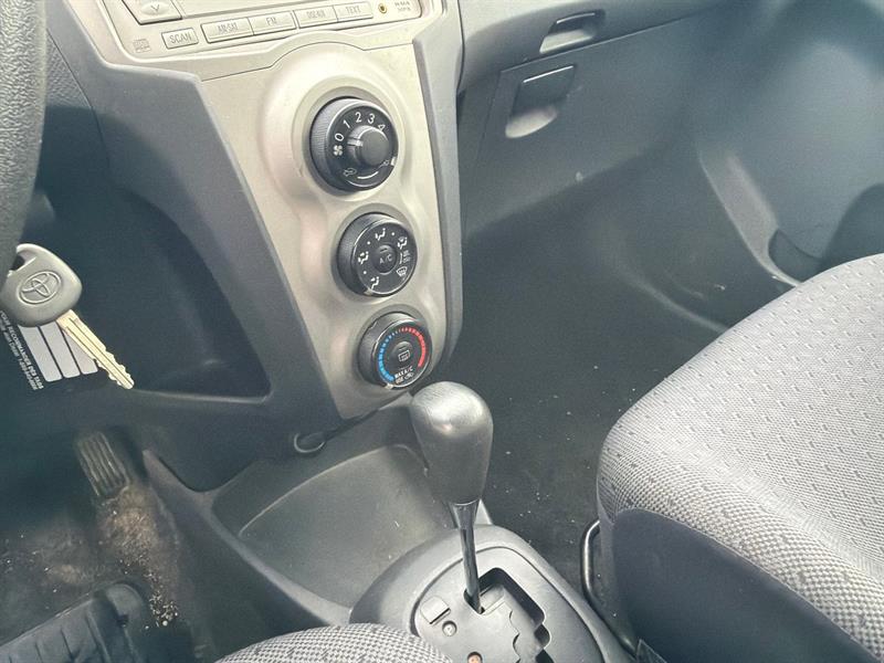 toyota Yaris 2009 - 7