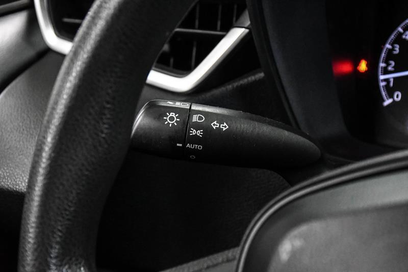 2020 Toyota Corolla - Image 17