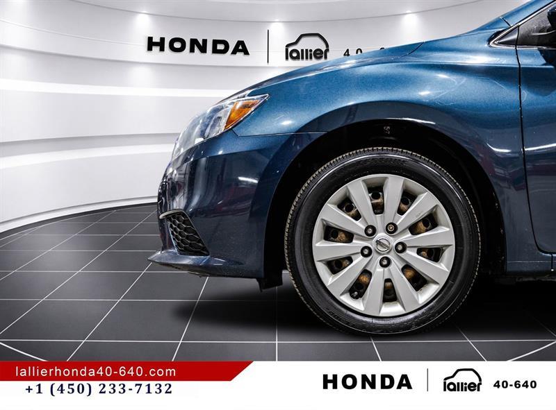 2017 Nissan Sentra - Image 10