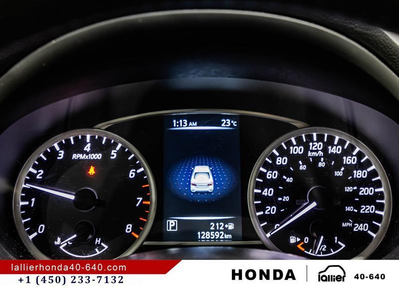 2017 Nissan Sentra - Image 23