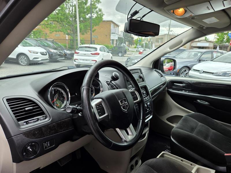 2016 Dodge Grand Caravan - Image 17