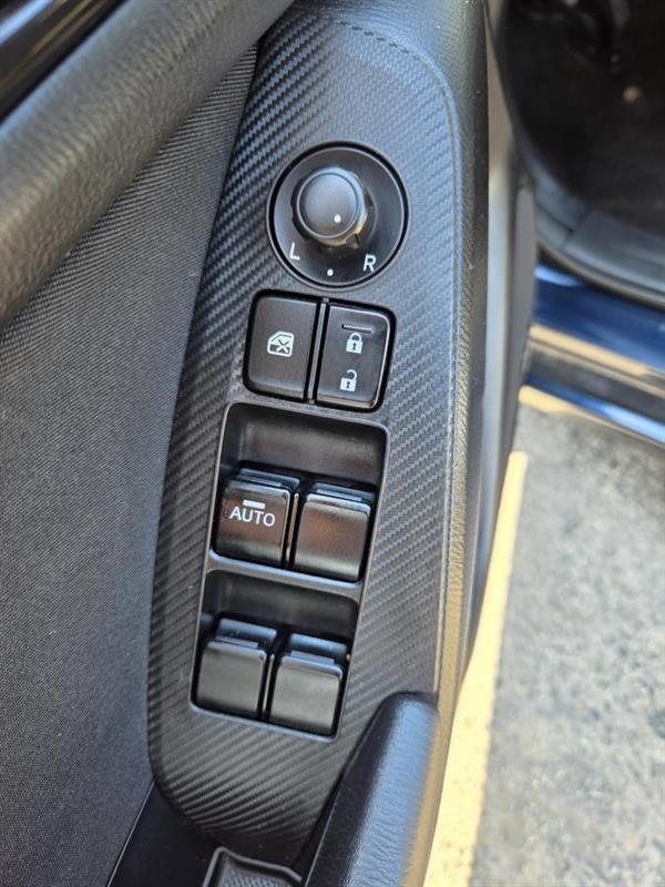 2014 Mazda Mazda3 - Image 17