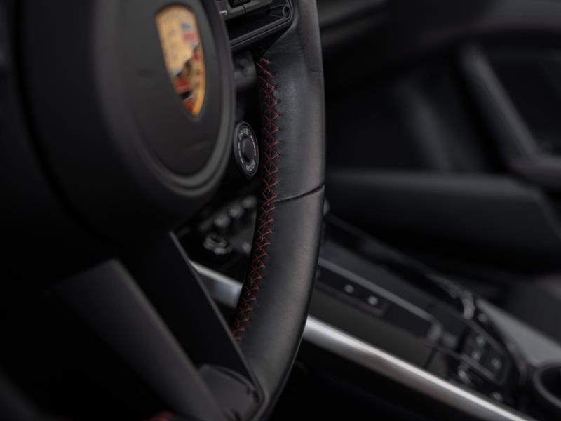 porsche 911 2023 - 25