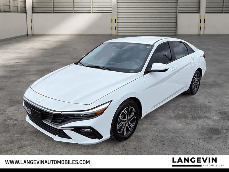 hyundai Elantra 2024