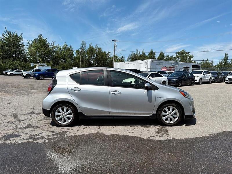 toyota Prius 2017 - 8