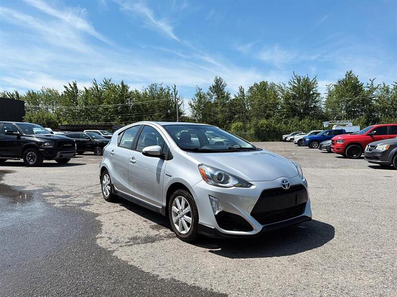 toyota Prius 2017 - 10