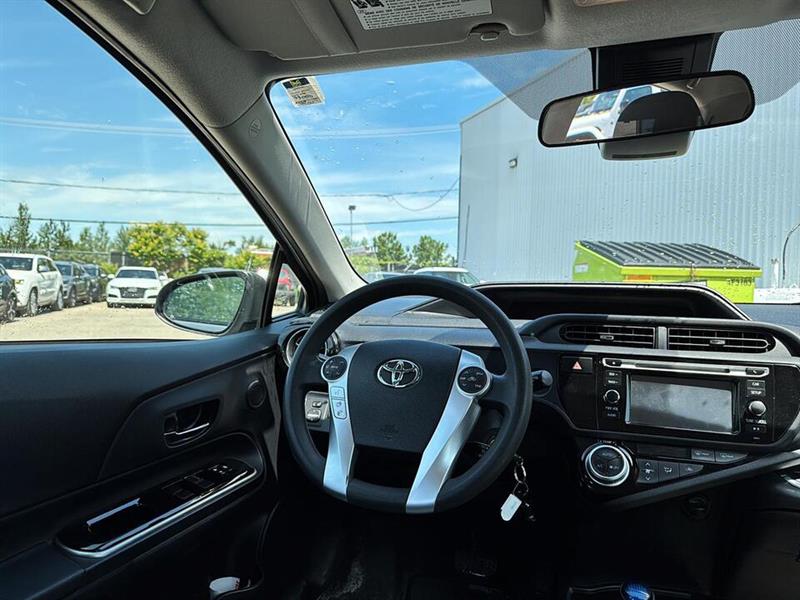 toyota Prius 2017 - 15