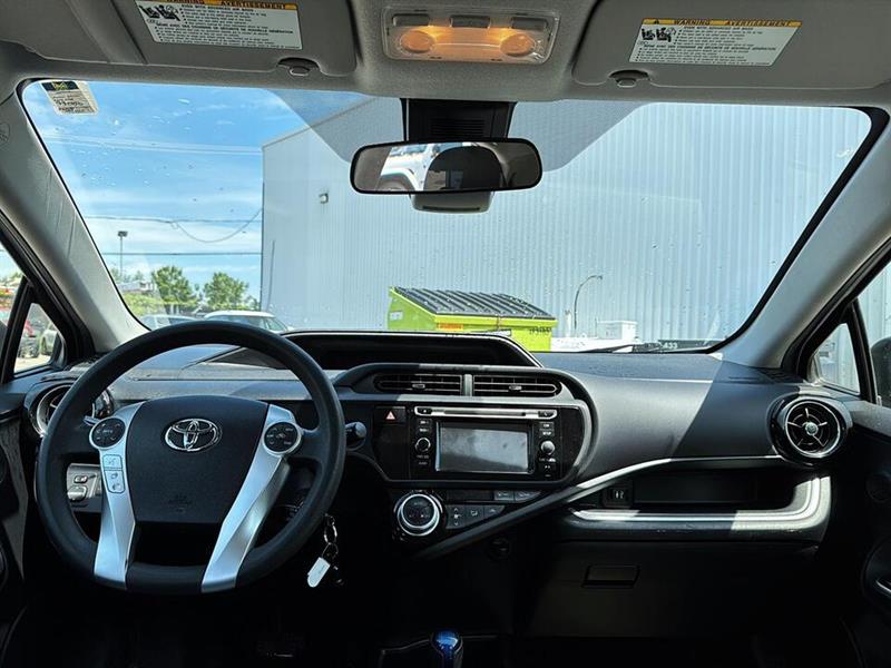toyota Prius 2017 - 16